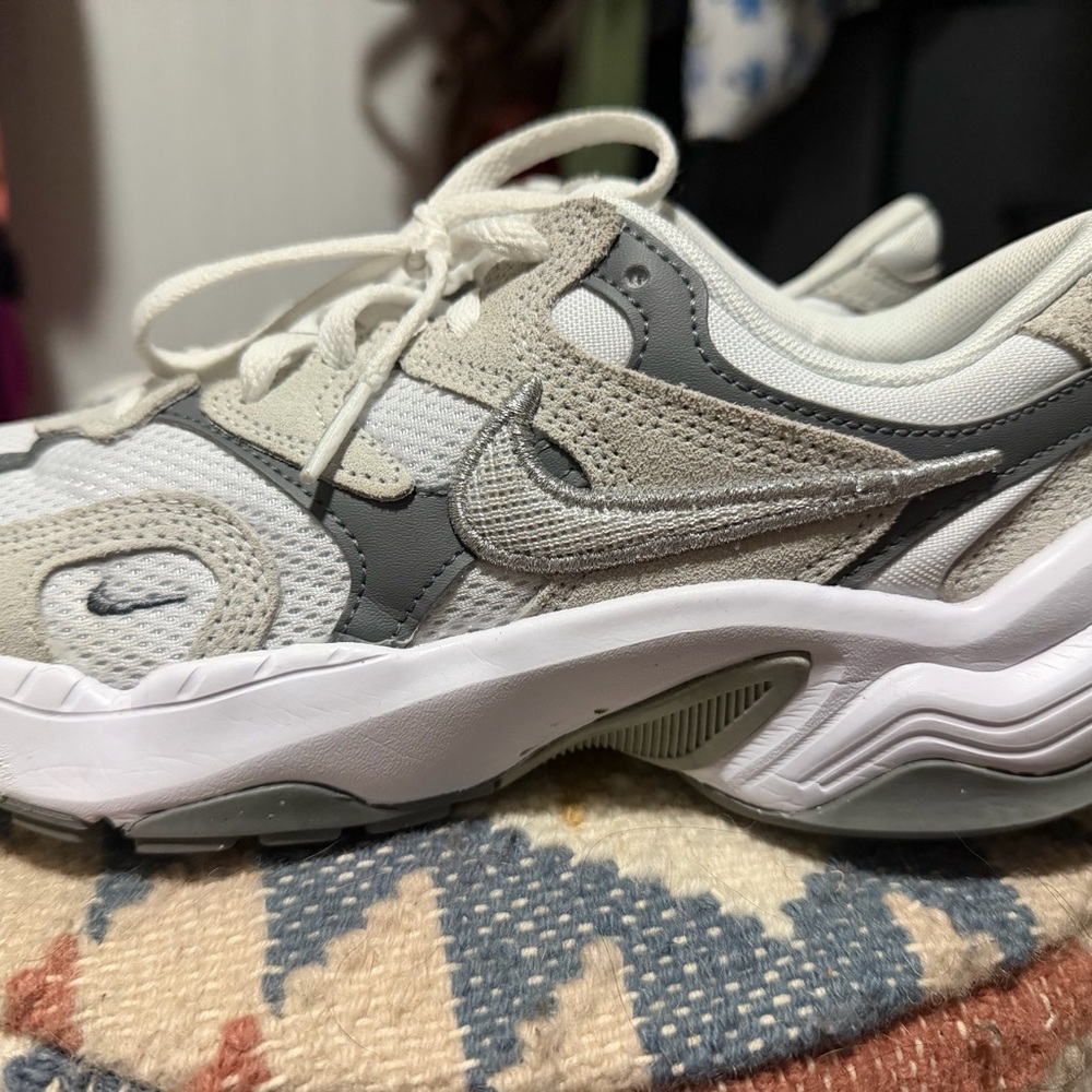 Nike Women's Gray and White Sneakers